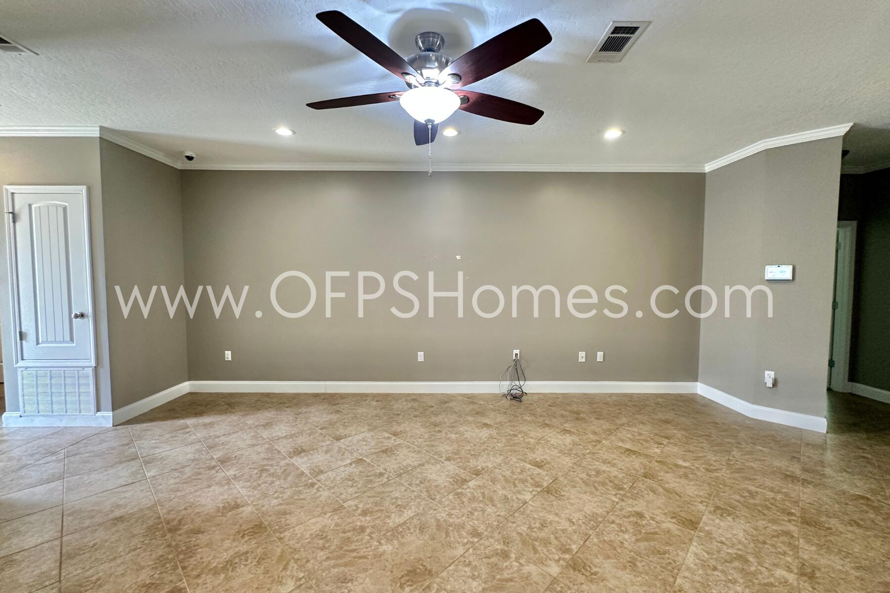 4542 Annabelle Lane Crestview, FL 32539 - Photo 11 of 35 a view of an entryway