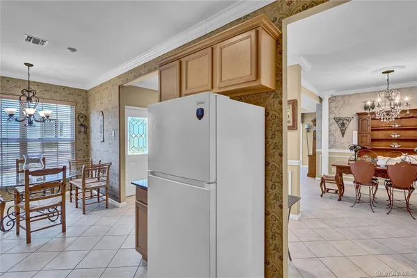 $679,000 | 85 Constantine Way, Mount Sinai, NY 11766