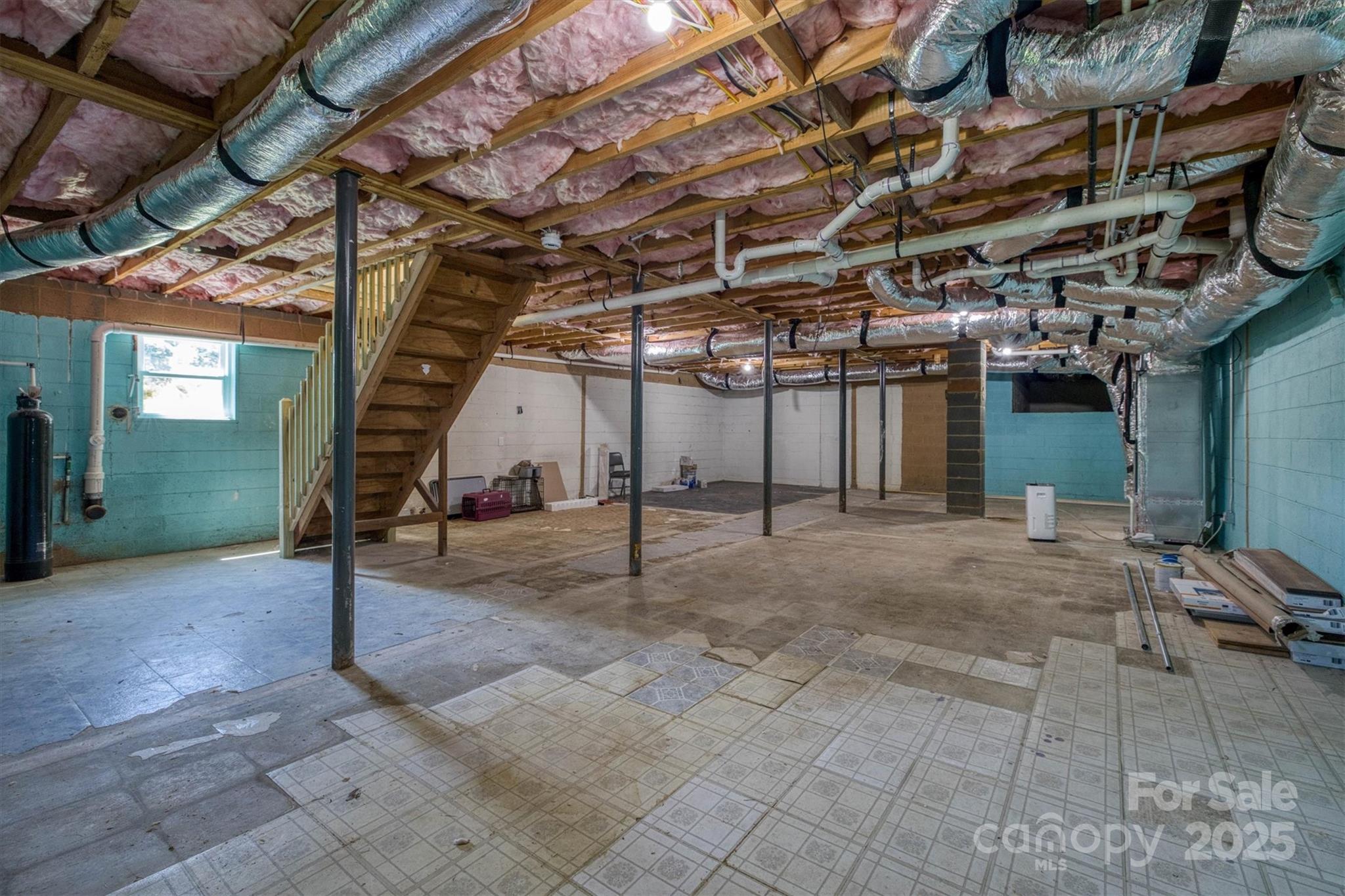 214 Howard Street Morganton, NC 28655 - Photo 25 of 29 a view of a garage