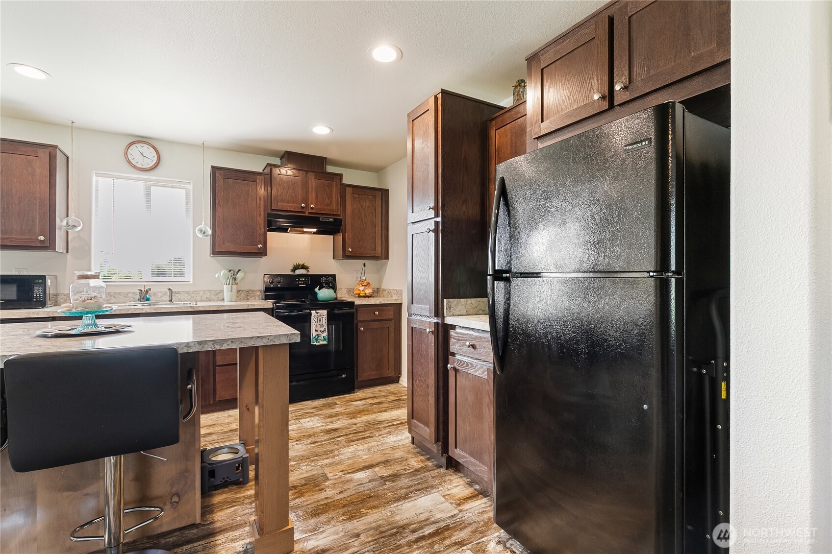 5565 Hillvue Road Blaine, WA 98230 - Photo 14 of 34