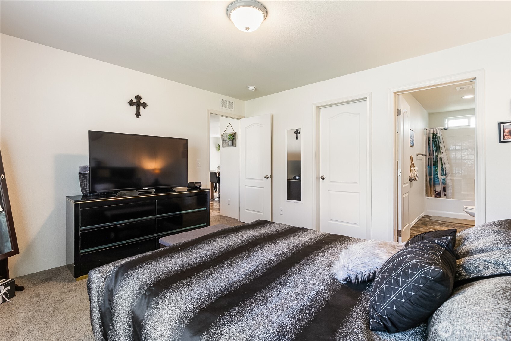 5565 Hillvue Road Blaine, WA 98230 - Photo 18 of 34