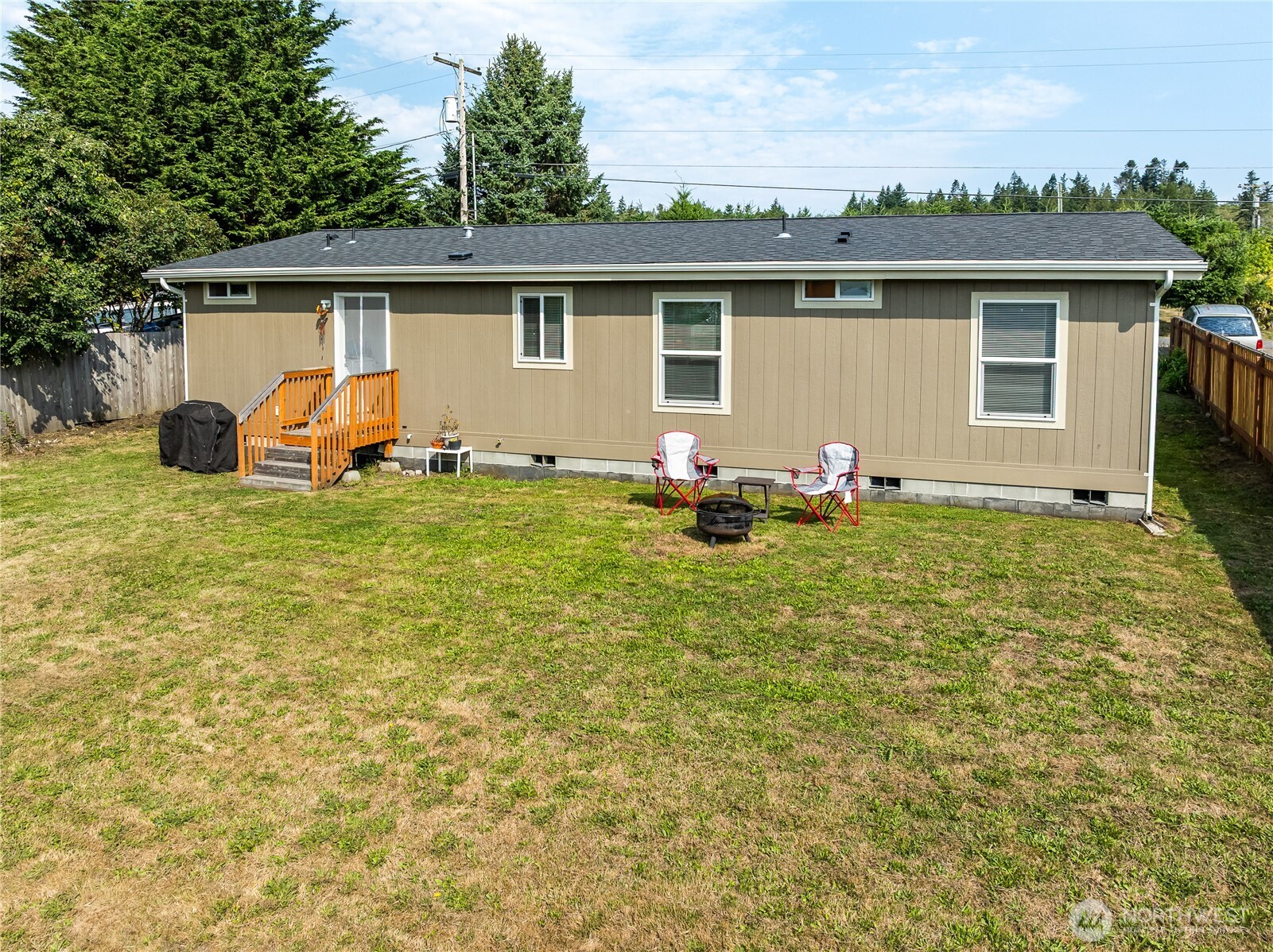 5565 Hillvue Road Blaine, WA 98230 - Photo 27 of 34
