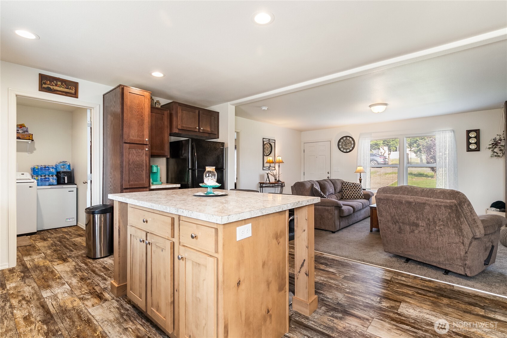 5565 Hillvue Road Blaine, WA 98230 - Photo 9 of 34