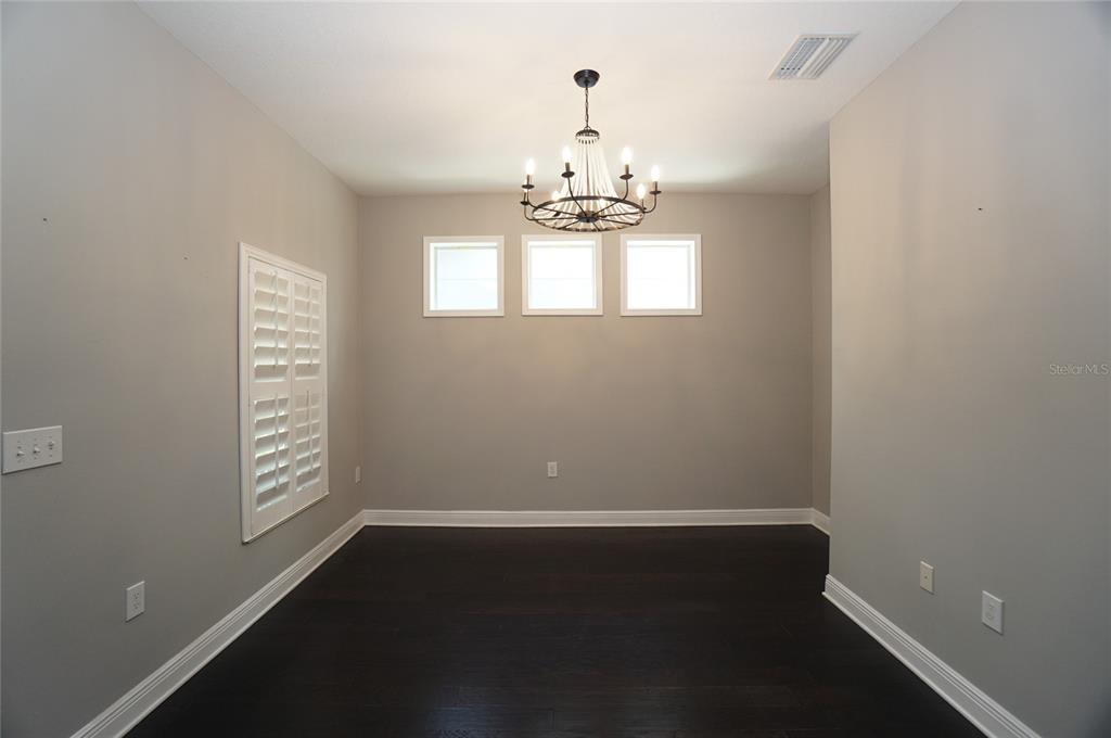 7303 South Shamrock Road Tampa, FL 33616 - Photo 3 of 33