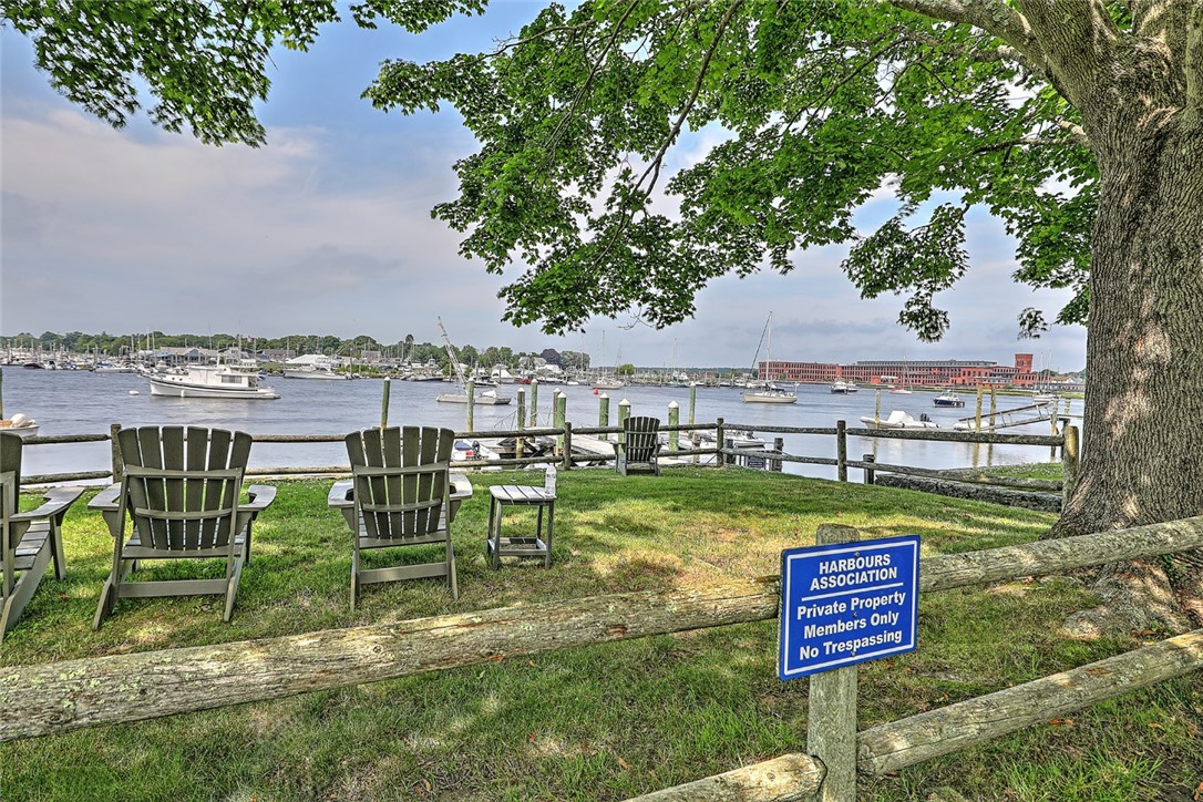 11 Harbour Road Barrington, RI 02806 - Photo 4 of 40 Harbours Association with dinghy dock