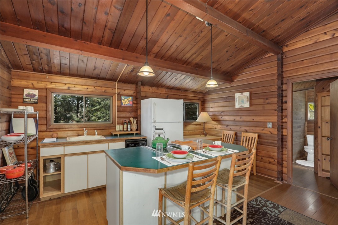 6007 West Flowing Lake Road Snohomish, WA 98290 - Photo 11 of 32 Gallery Image 11