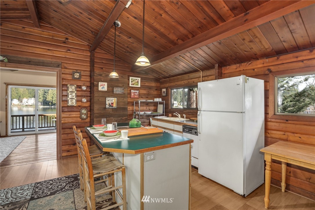 6007 West Flowing Lake Road Snohomish, WA 98290 - Photo 12 of 32 Gallery Image 12