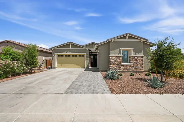 $3,200 | 4323 North 92nd Drive, Phoenix, AZ 85037