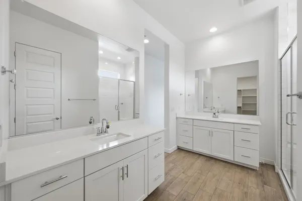 $3,200 | 4323 North 92nd Drive, Phoenix, AZ 85037
