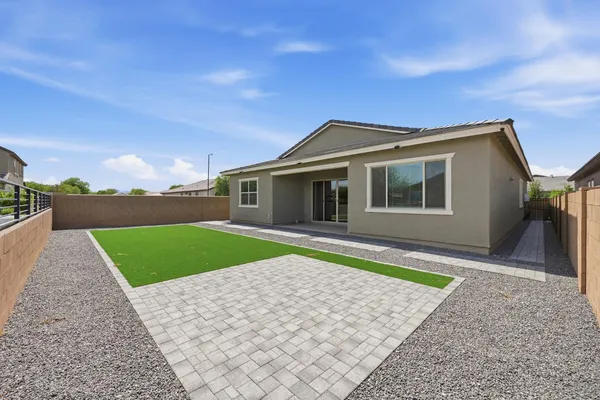 $3,200 | 4323 North 92nd Drive, Phoenix, AZ 85037