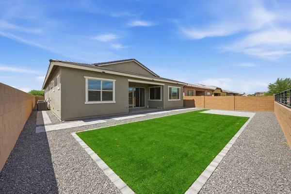 $3,200 | 4323 North 92nd Drive, Phoenix, AZ 85037