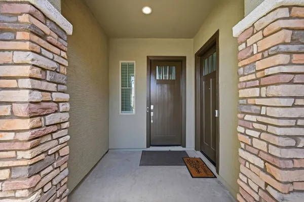 $3,200 | 4323 North 92nd Drive, Phoenix, AZ 85037