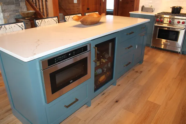 $2,499,900 | 137 South Peak Road, Lincoln, NH 03251