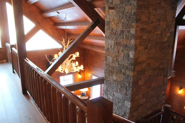 $2,499,900 | 137 South Peak Road, Lincoln, NH 03251