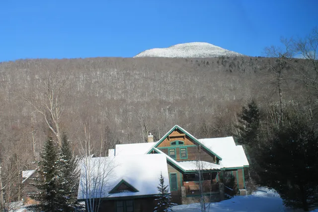 $2,499,900 | 137 South Peak Road, Lincoln, NH 03251