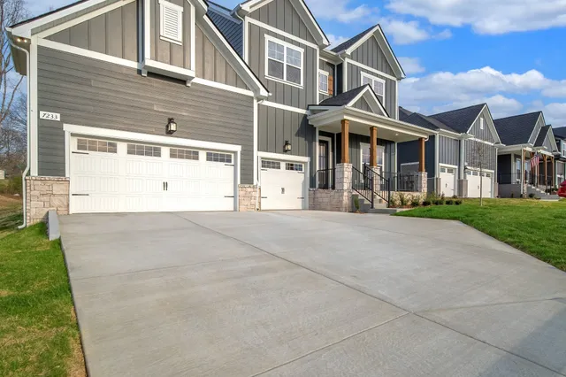 $799,990 | 7233 Richvale Drive, Fairview, TN 37062