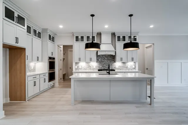 $799,990 | 7233 Richvale Drive, Fairview, TN 37062