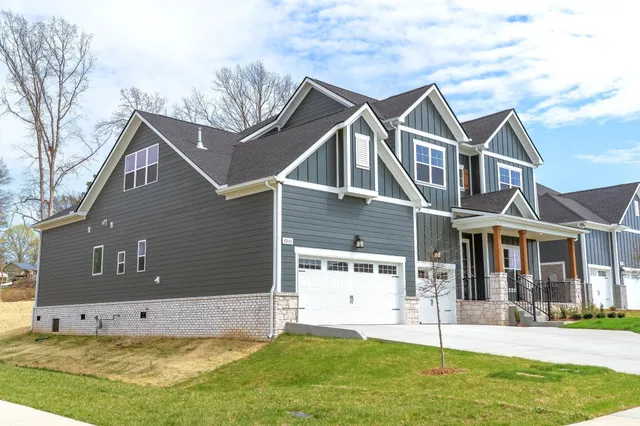 $799,990 | 7233 Richvale Drive, Fairview, TN 37062