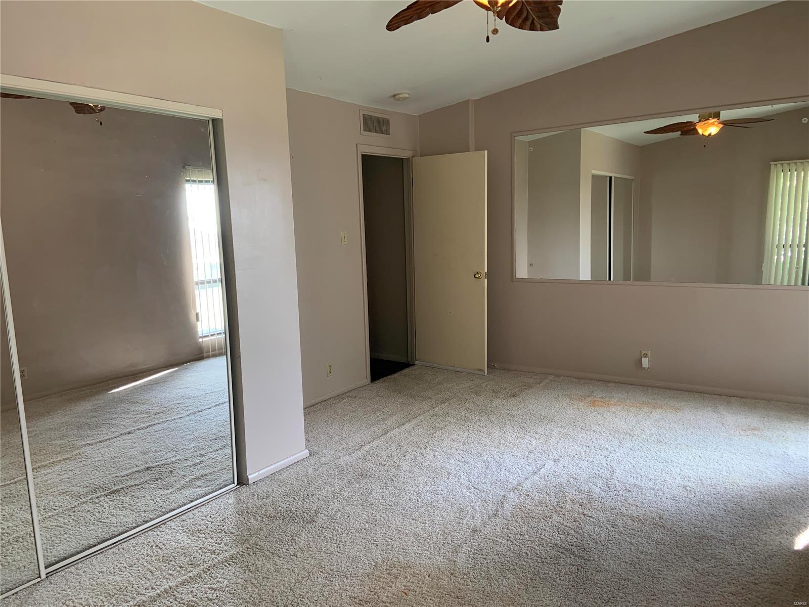 2 Handom Place St. Louis, MO 63114 - Photo 26 of 44