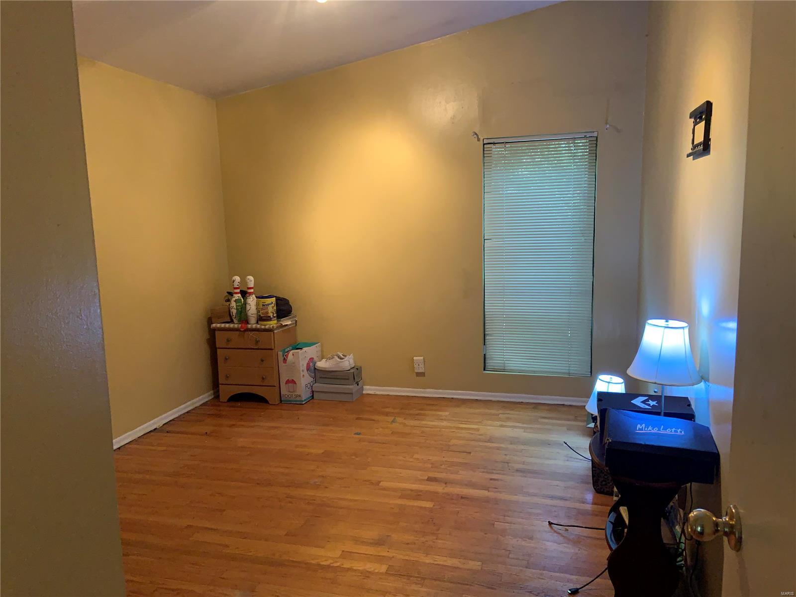 2 Handom Place St. Louis, MO 63114 - Photo 27 of 44