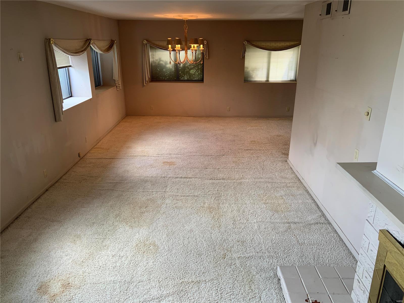 2 Handom Place St. Louis, MO 63114 - Photo 29 of 44