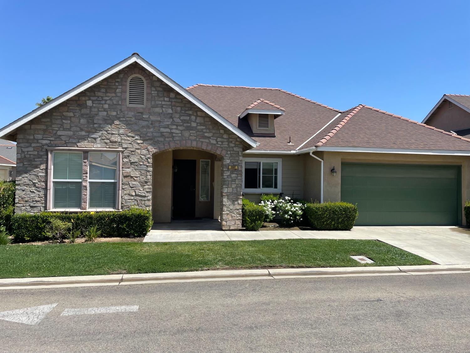 2087 South Church Avenue Reedley, CA 93654 - Photo 1 of 40