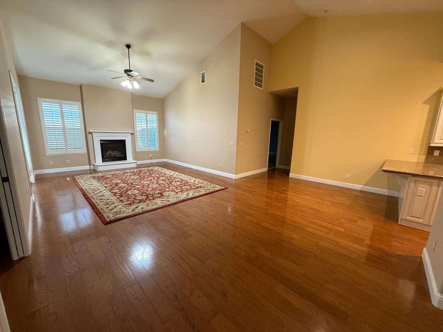 2087 South Church Avenue Reedley, CA 93654 - Photo 21 of 40