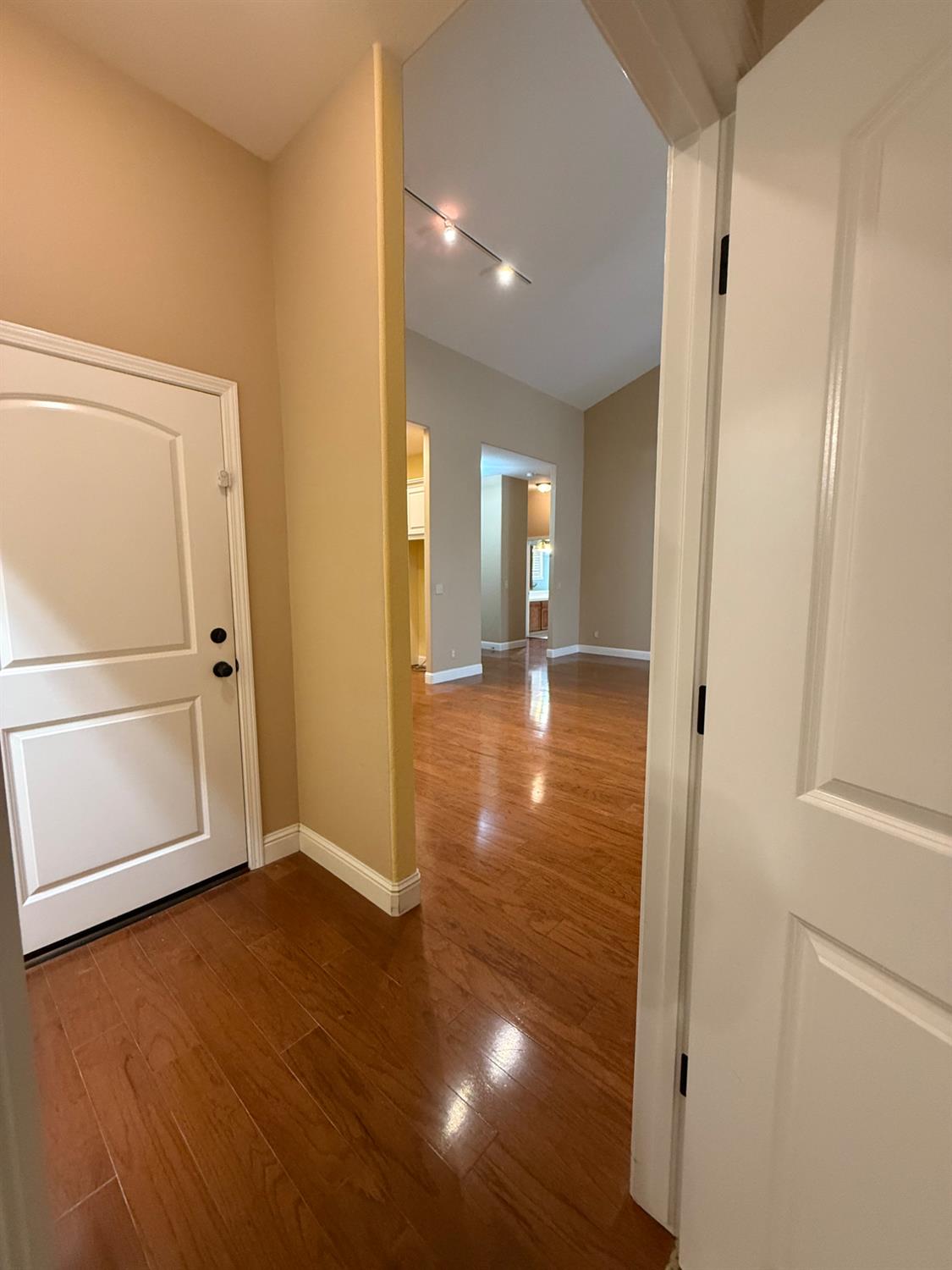 2087 South Church Avenue Reedley, CA 93654 - Photo 34 of 40