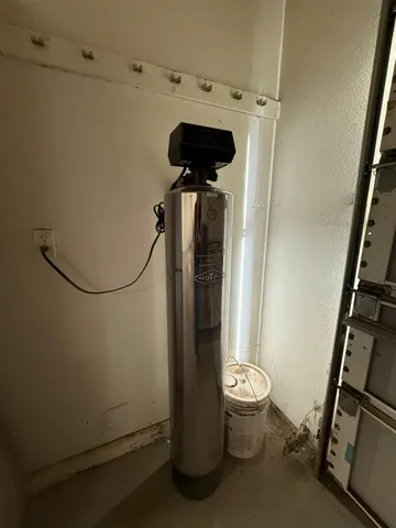 a view of washer and dryer