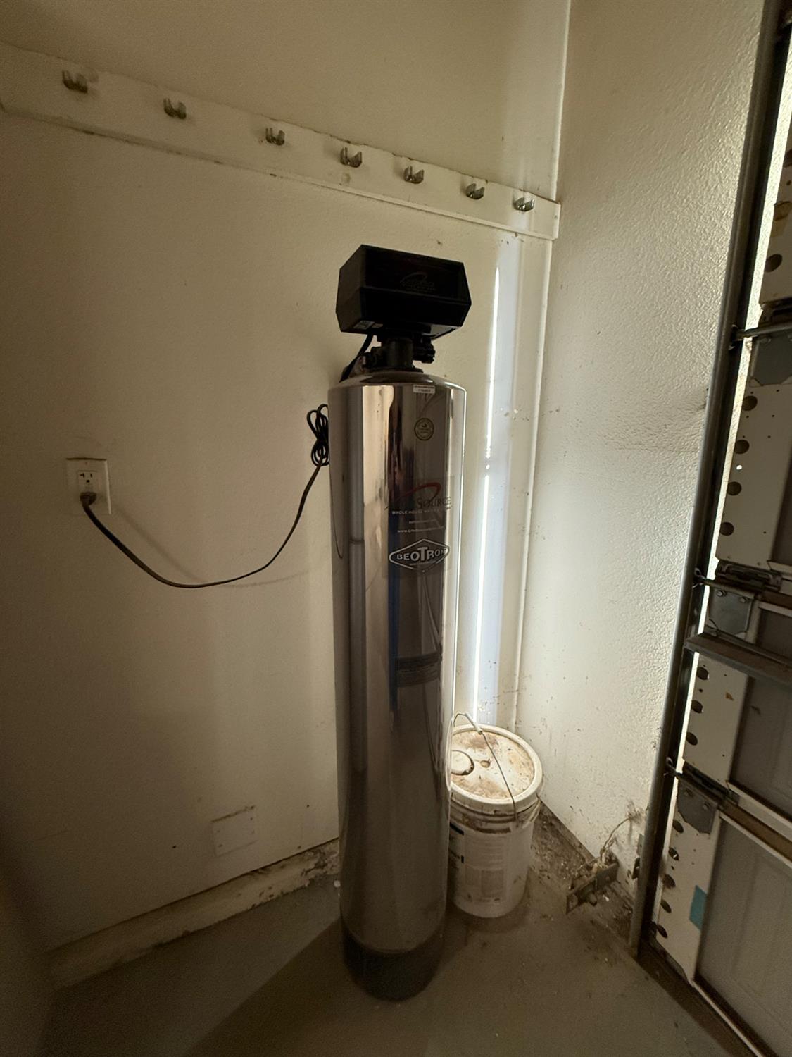 2087 South Church Avenue Reedley, CA 93654 - Photo 37 of 40