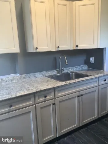 $2,200 | 34 Bryn Mawr Avenue, Trenton, NJ 08618