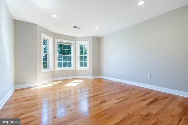 a view of empty room