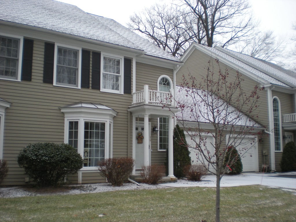 16 Windpath West, Unit 16 West Springfield, MA 01089 - Photo 1 of 27 Gallery Image 1