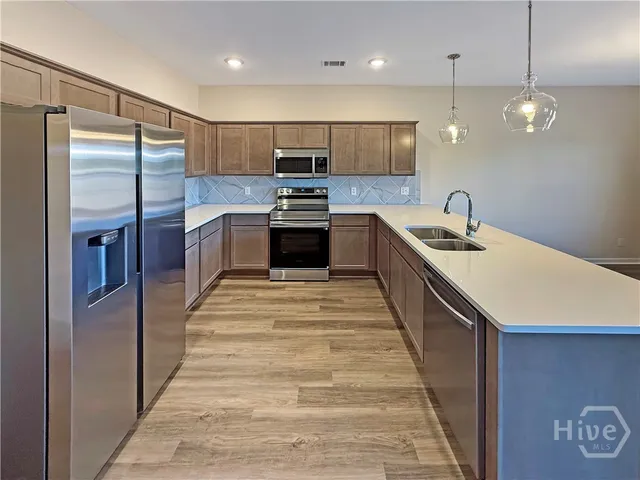 $306,375 | 200 Antler Avenue Southeast, Allenhurst, GA 31301