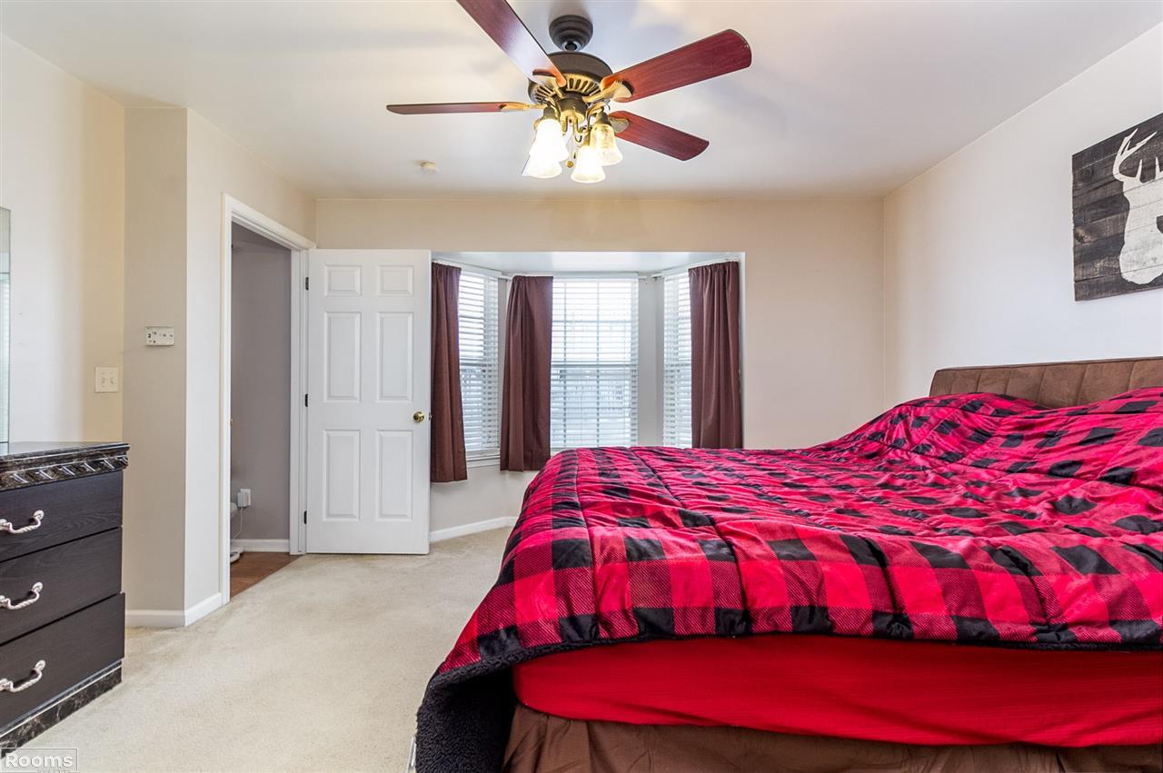 52204 Rivard Road New Baltimore, MI 48047 - Photo 11 of 22