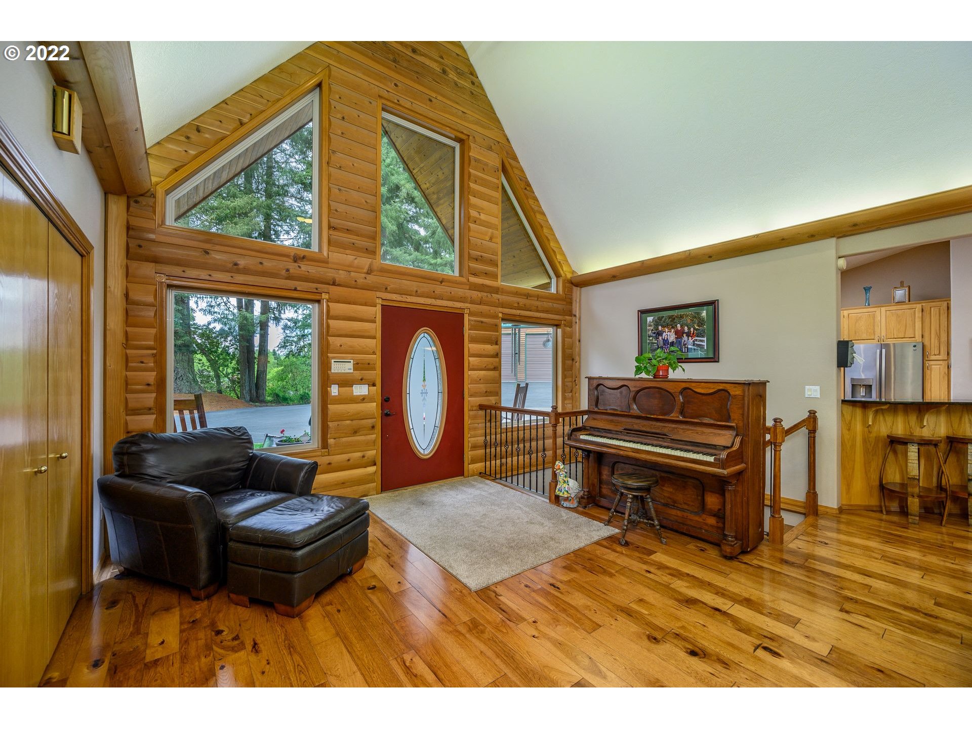 14550 Southeast Foster Road Dayton, OR 97114 - Photo 5 of 31 Gallery Image 5