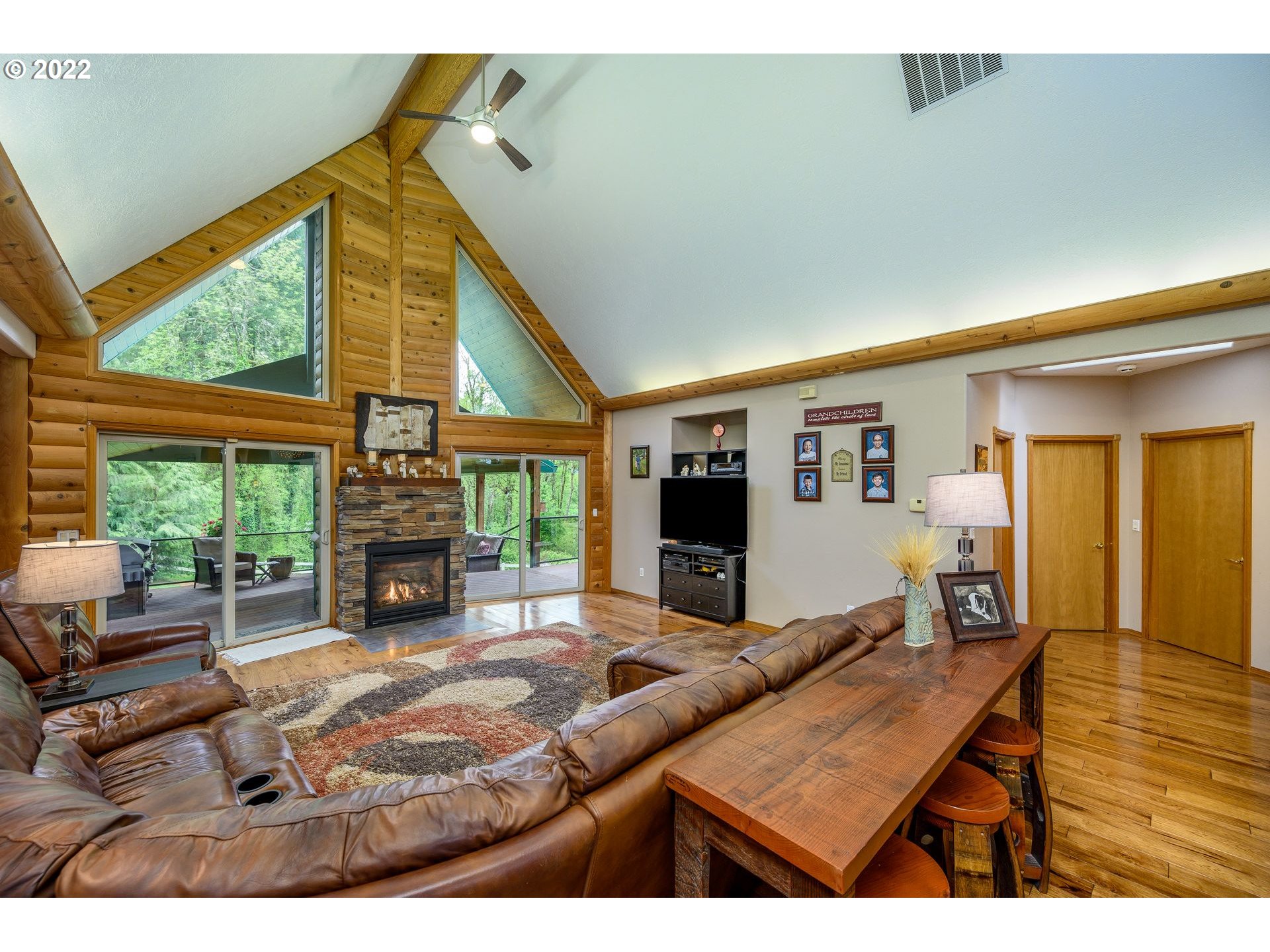 14550 Southeast Foster Road Dayton, OR 97114 - Photo 8 of 31 Gallery Image 8