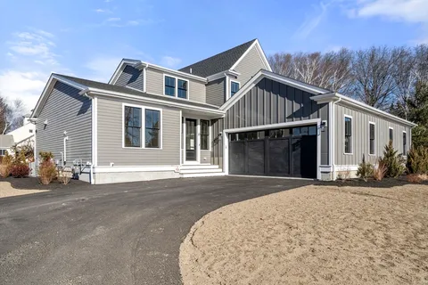$1,260,000 | 1060 Grove Street, Unit 21, Framingham, MA 01701