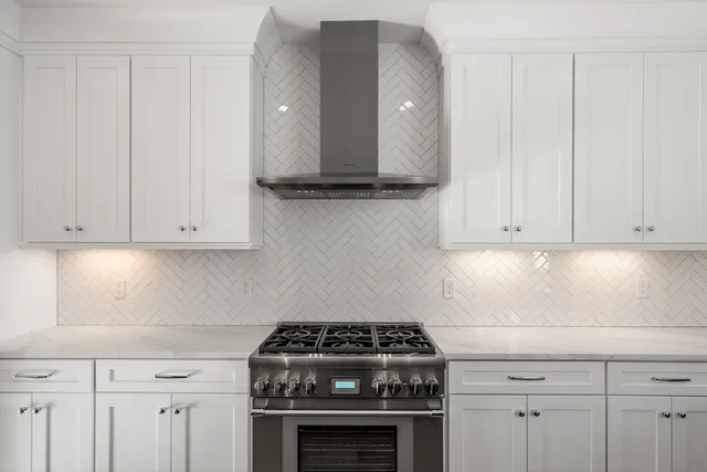 $1,260,000 | 1060 Grove Street, Unit 21, Framingham, MA 01701