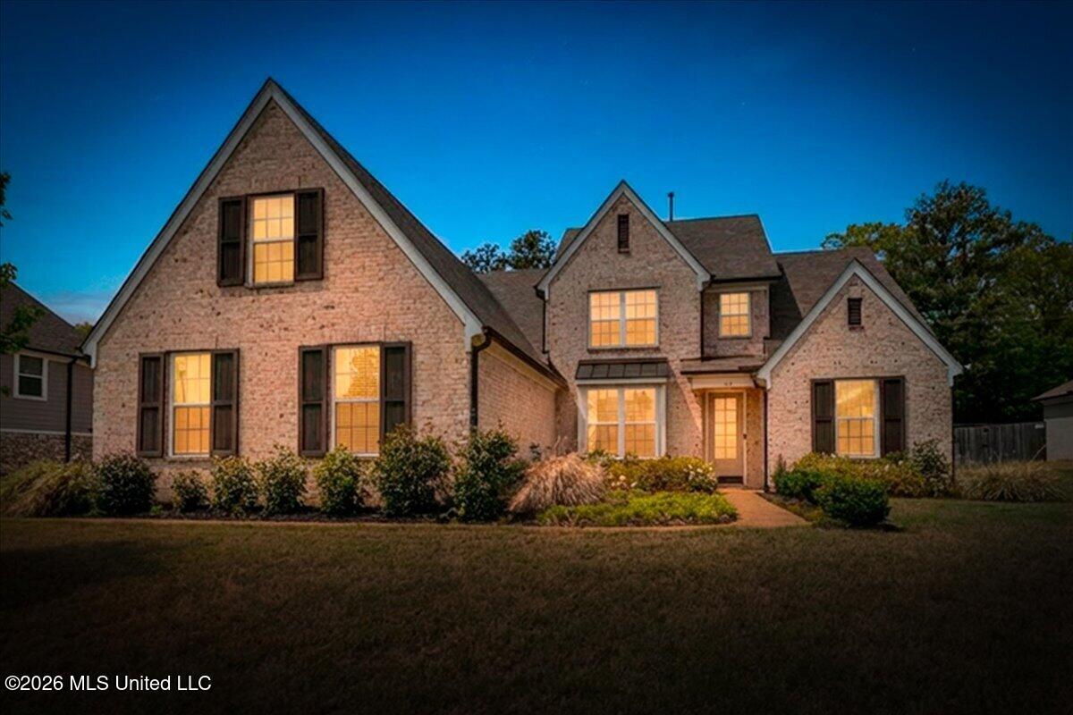 415 Vicksburg Cove Hernando, MS 38632 - Photo 2 of 33 02-Vicksburg-49-Edit-34