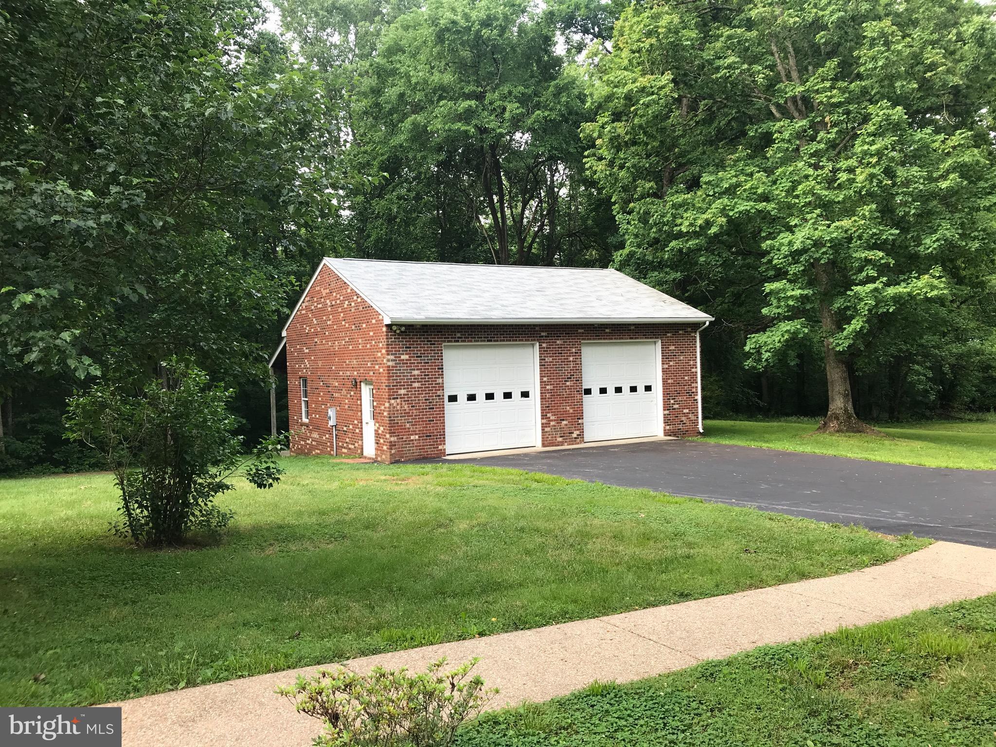 1494 Gardners Road Mineral, VA 23117 - Photo 3 of 27 View