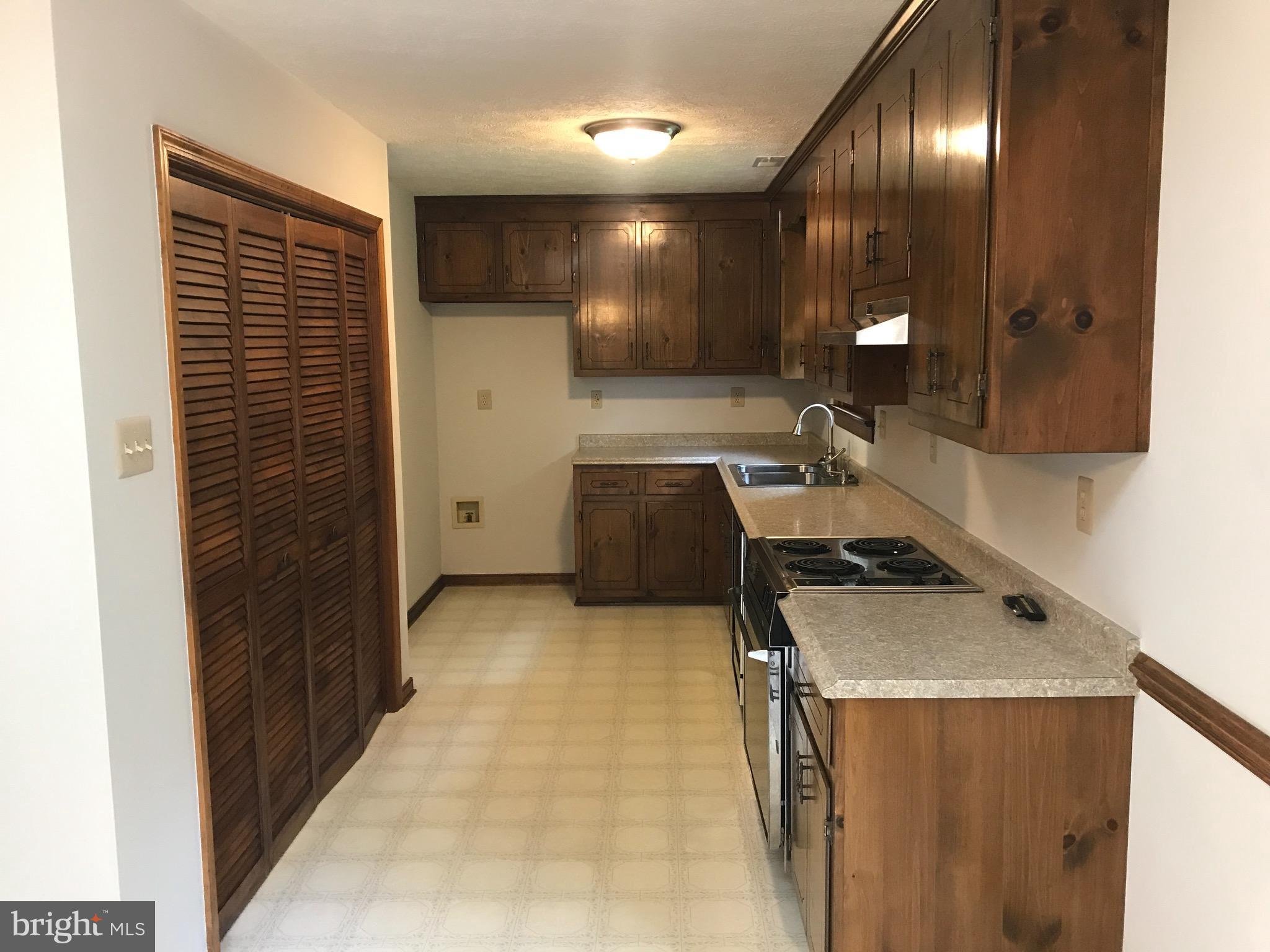 1494 Gardners Road Mineral, VA 23117 - Photo 7 of 27 Kitchen