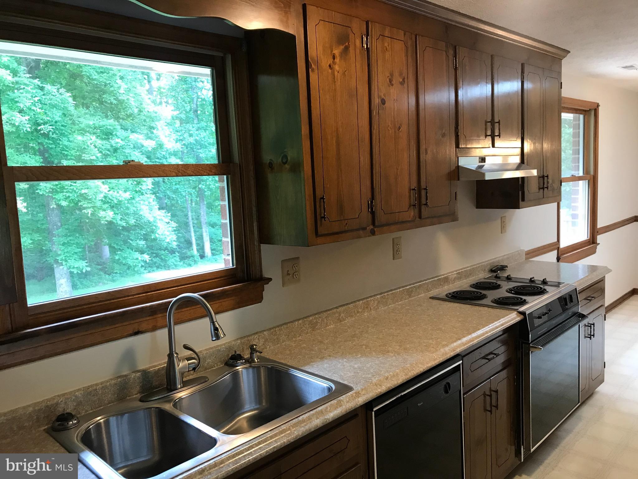 1494 Gardners Road Mineral, VA 23117 - Photo 8 of 27 Kitchen