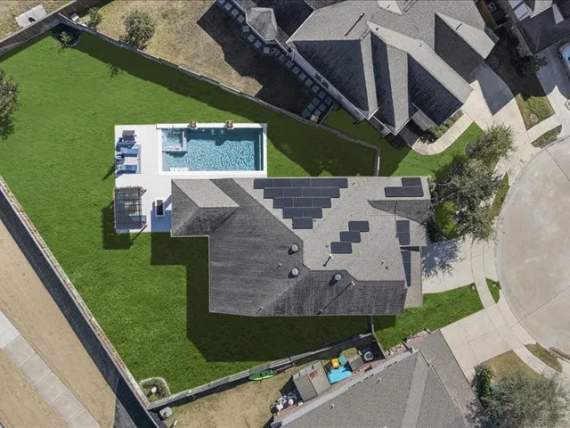 $650,000 | 11330 Stonebridge Shore Circle, Cypress, TX 77433