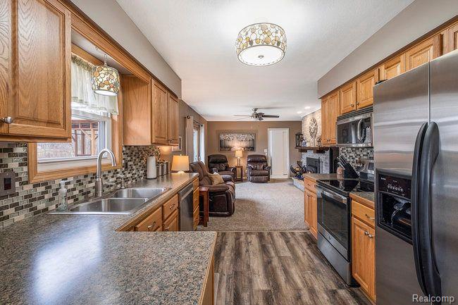 10102 Carpenter Road Flushing, MI 48433 - Photo 27 of 43