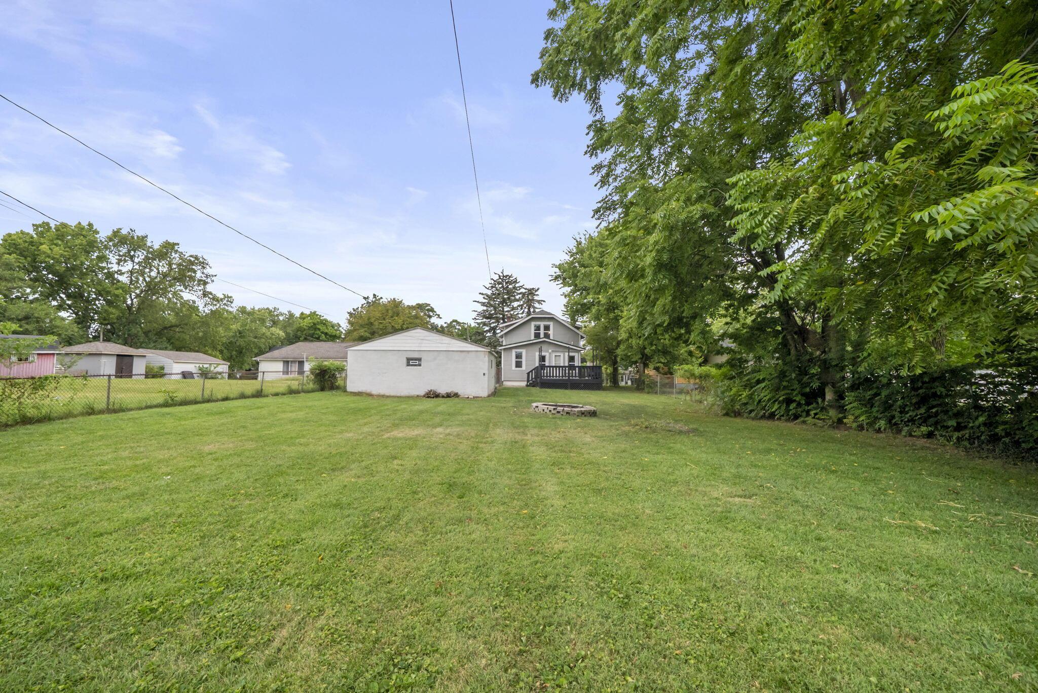 202 Williams Road Columbus, OH 43207 - Photo 39 of 50 Rear Yard