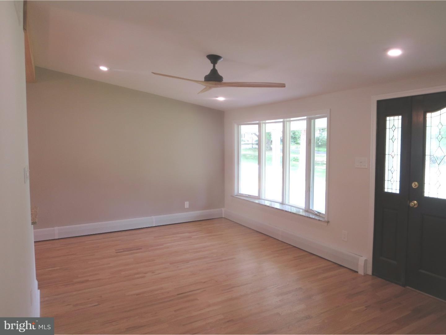 717 Kleckner Road Bensalem, PA 19020 - Photo 16 of 25 Living Room