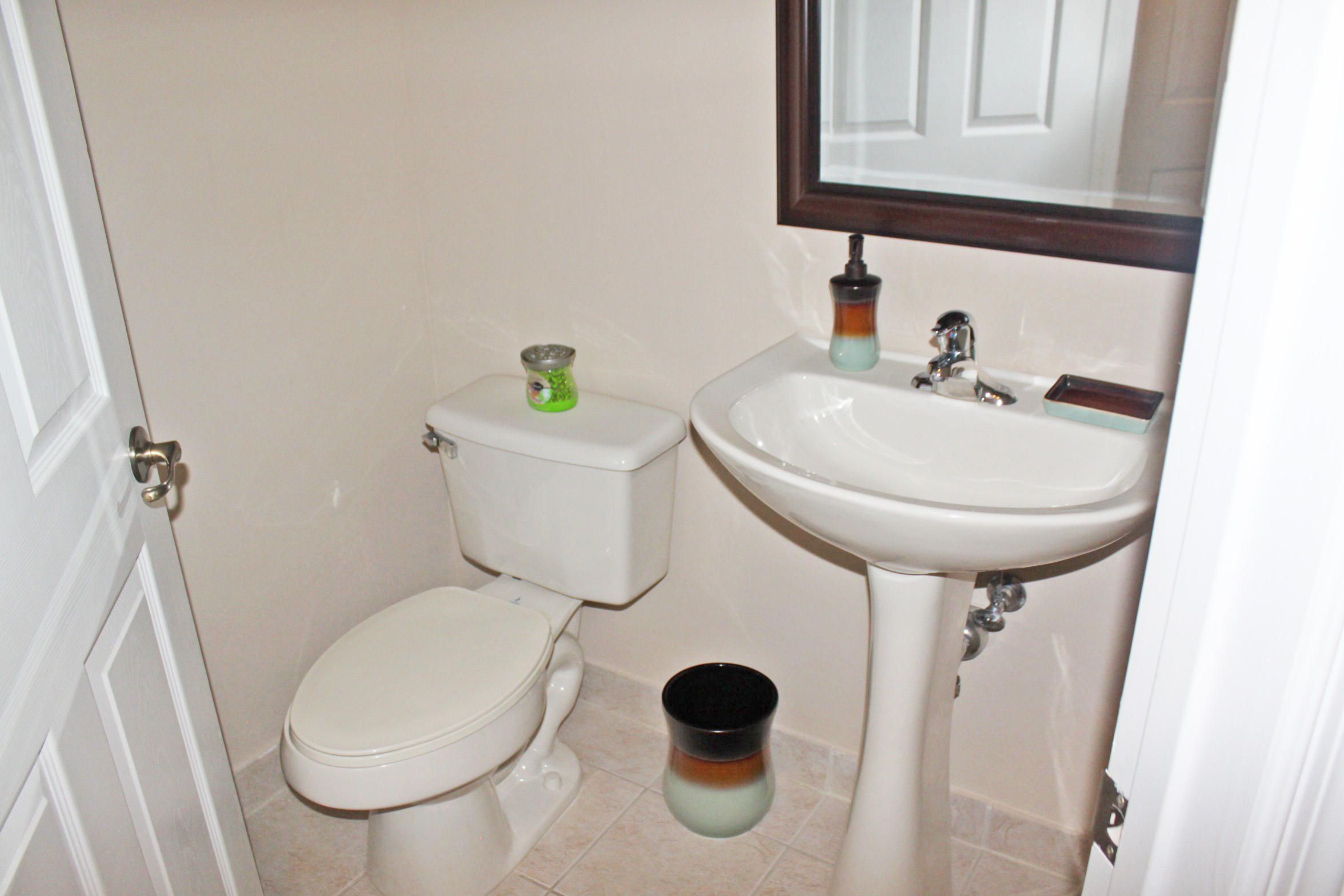 3027 Laurel Ridge Circle Riviera Beach, FL 33404 - Photo 15 of 36 down.stairs.bathroom