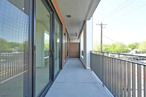$449,000 | 2209 South 1st Street, Unit 218, Austin, TX 78704