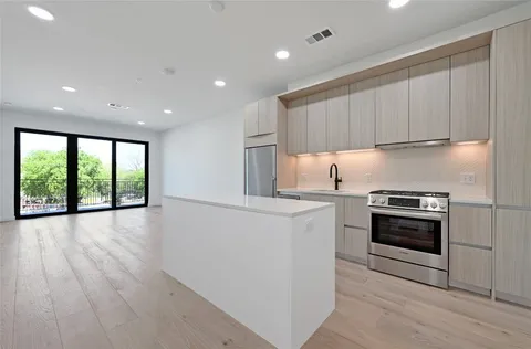 $449,000 | 2209 South 1st Street, Unit 218, Austin, TX 78704